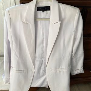 ENDLESS ROSE WHITE SUIT JACKET SIZE SMALL - loose fitting